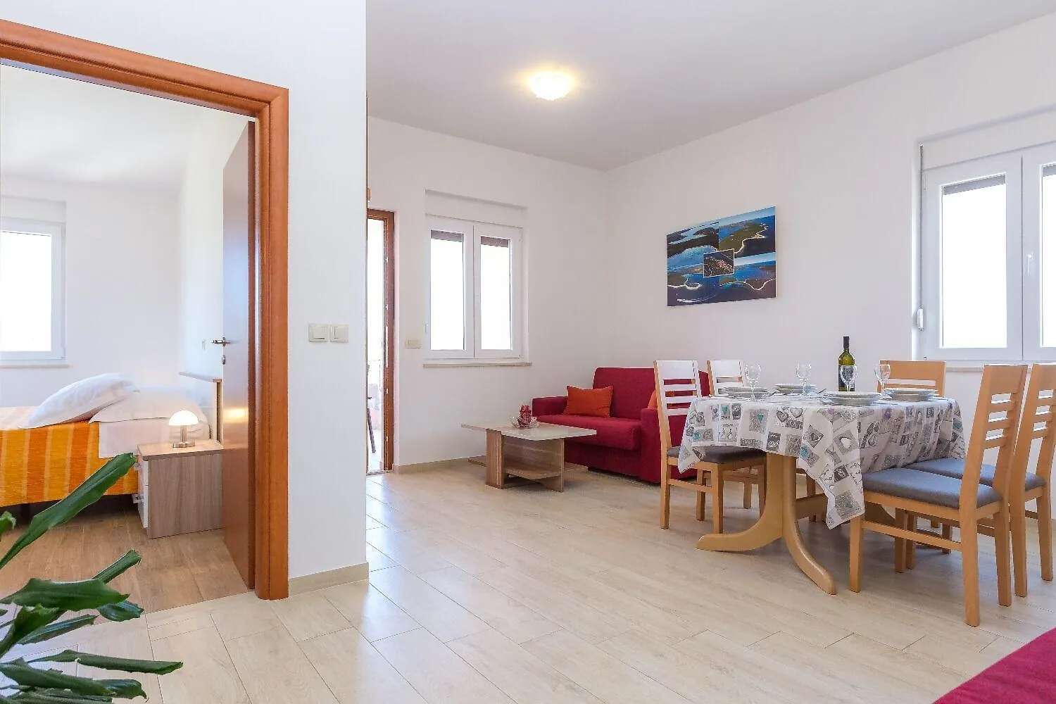 Apartments Zvone1 Veli Rat