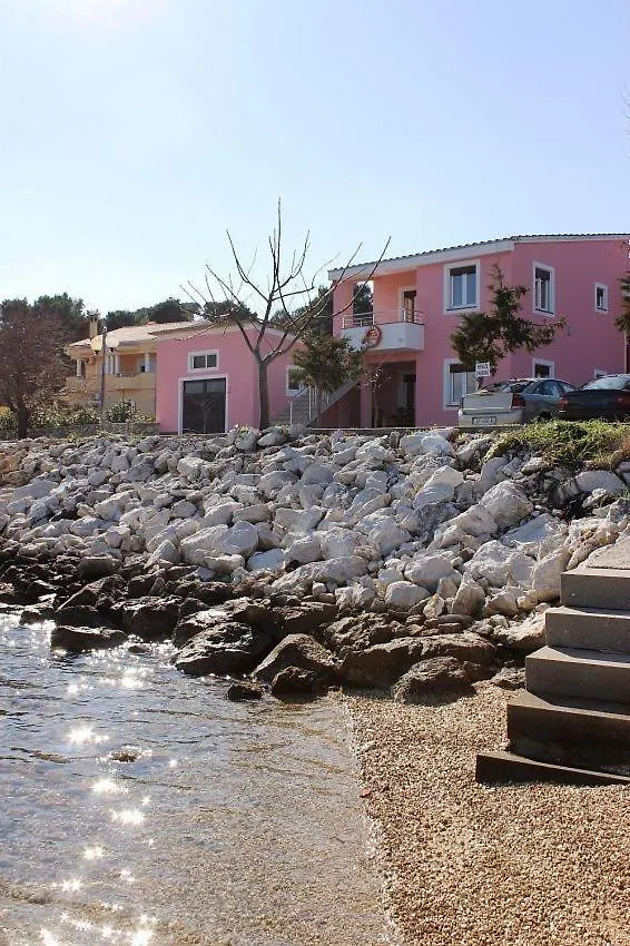 Apartments Zvone1 Veli Rat