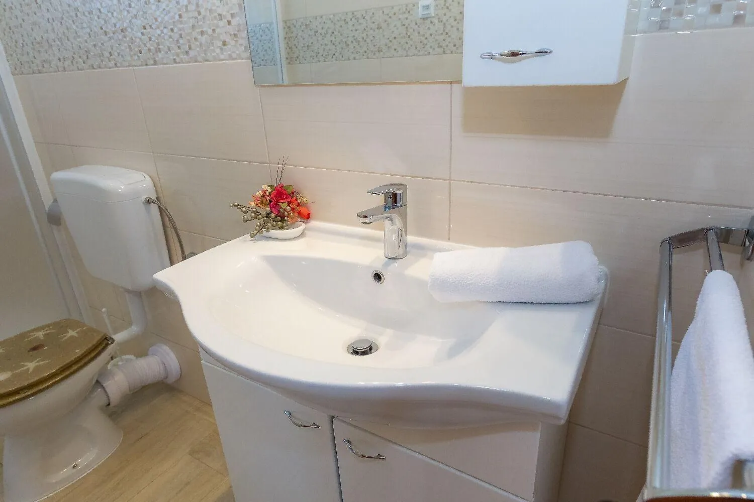 Apartments Zvone1 Veli Rat
